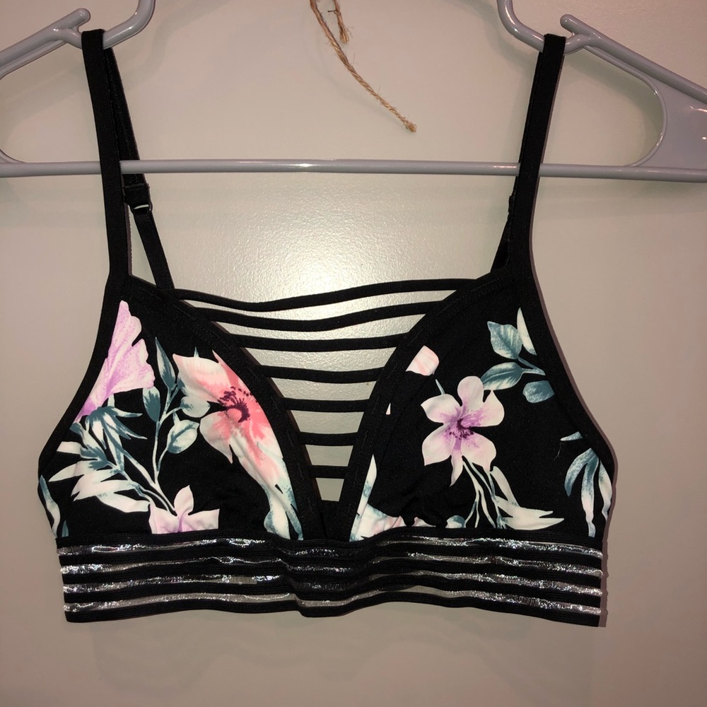 victoria secret sports bra